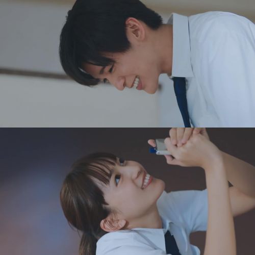 sakura và aoba vui vẻ bên nhau